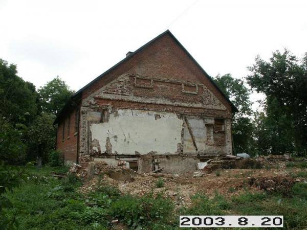 Ąžuolpamūšės dvaro kumetynas. Lietuvos dvarų duomenų bazė [interaktyvus]. Prieiga per internetą: http://www.heritage.lt/dvarai/foto.php?id=304